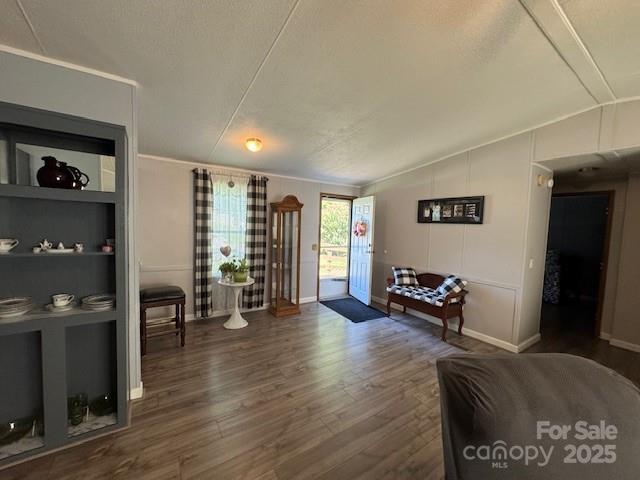 1761 Finch Farm Road Unit: 4