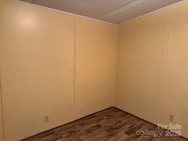 1761 Finch Farm Road Unit: 4
