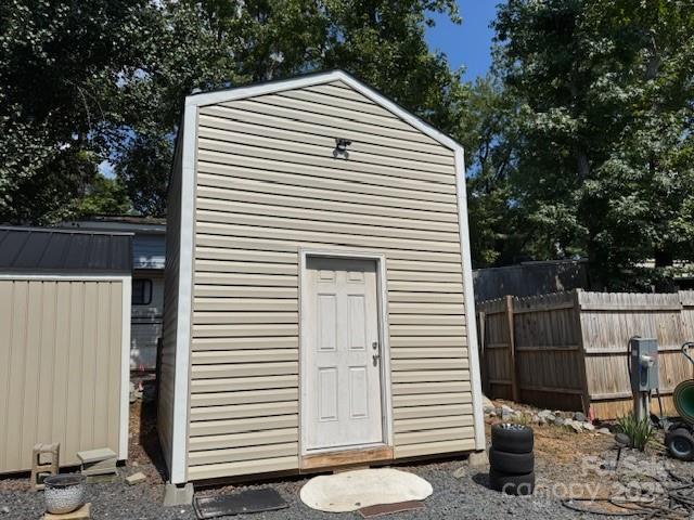 114 Redwood Trail