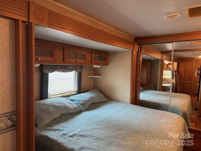 155 Holly Harbor Trail