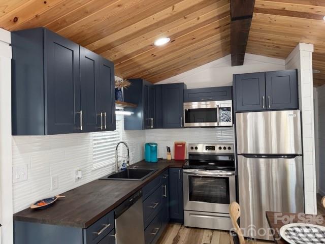 206 Cardinal Drive Unit: 679