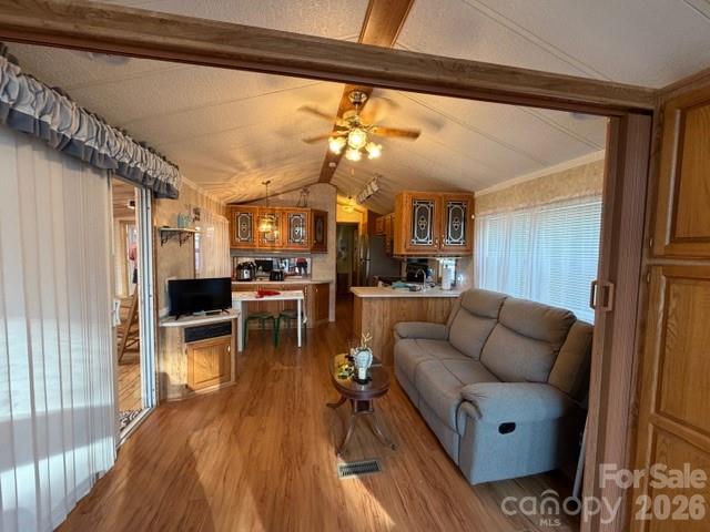 140 Hide A Way Trail