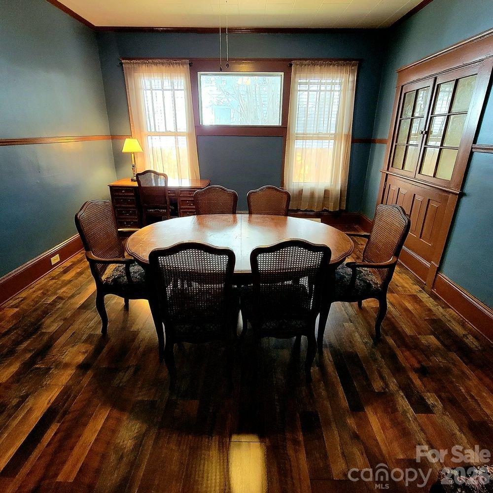 109 Ridge Avenue