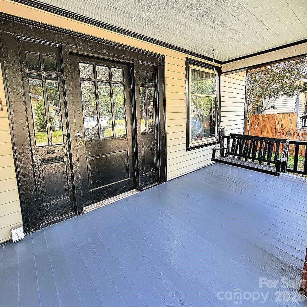 109 Ridge Avenue