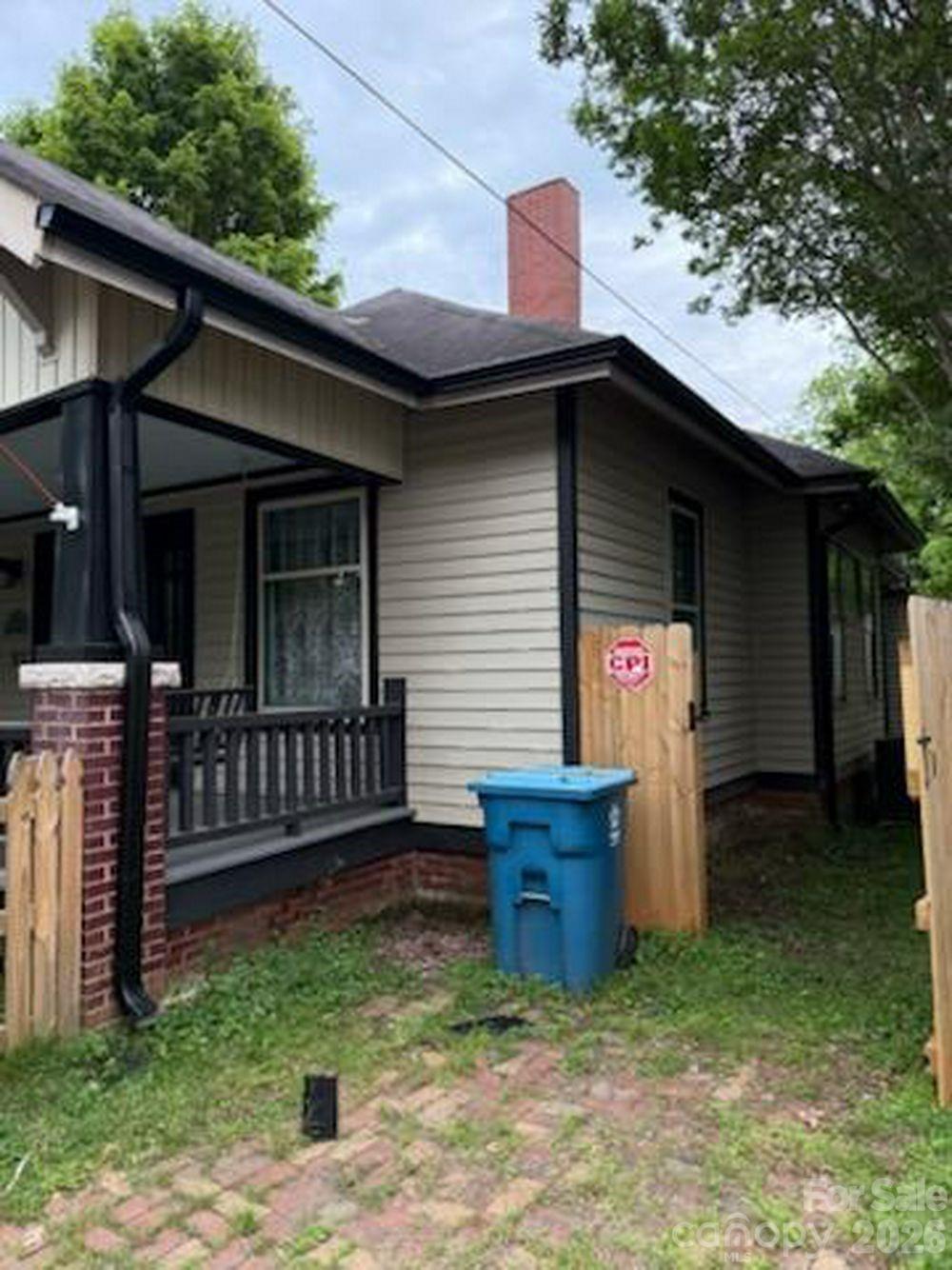 109 Ridge Avenue
