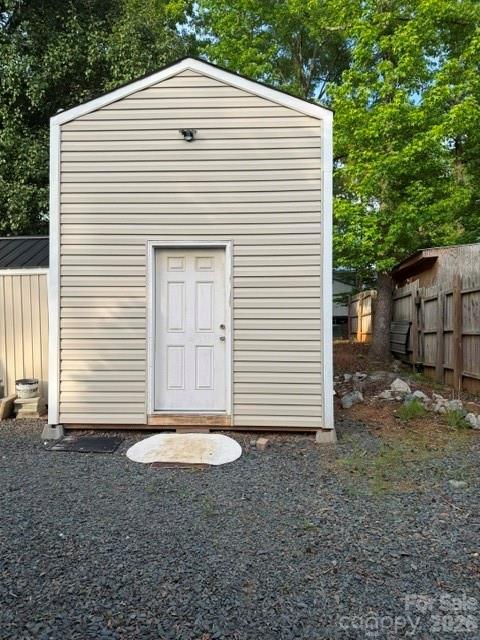 114 Redwood Trail