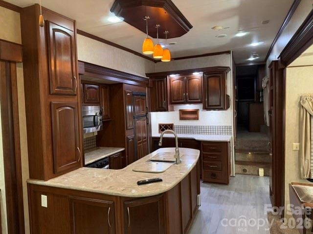 114 Redwood Trail