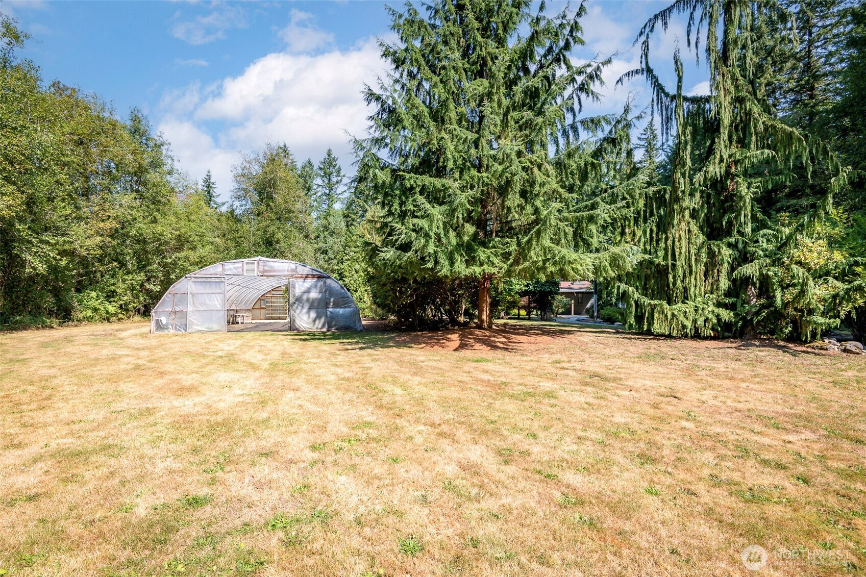 535 142nd Avenue SW