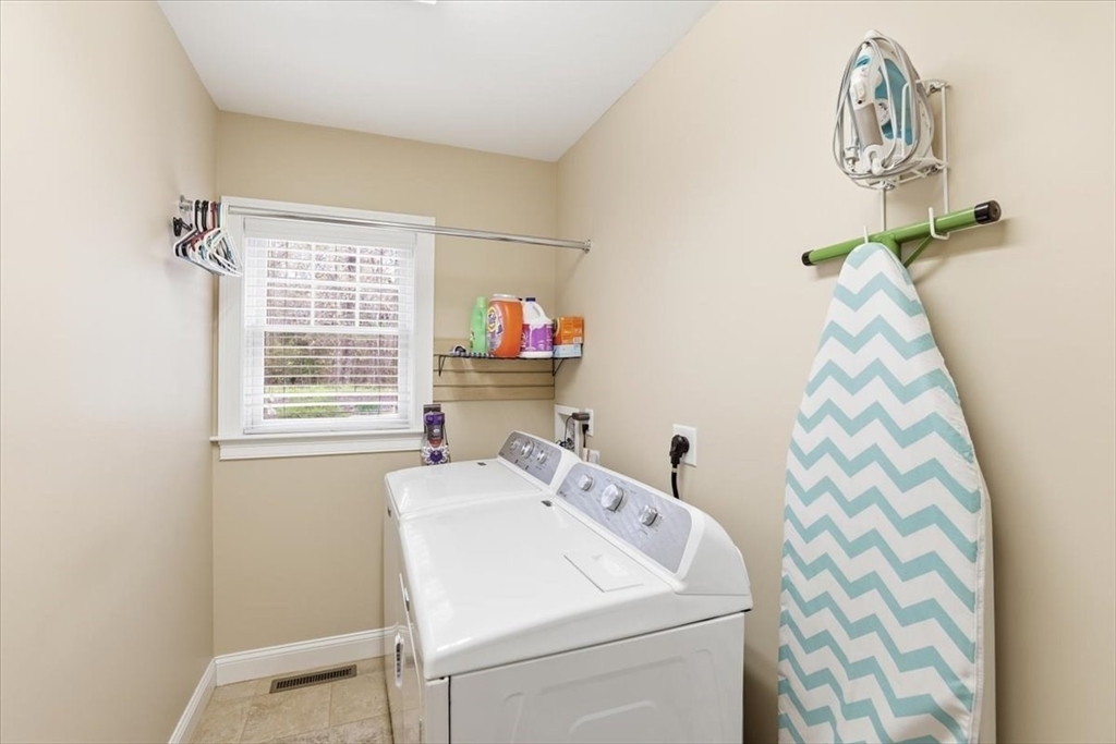 140 Pheasant Hill Cir