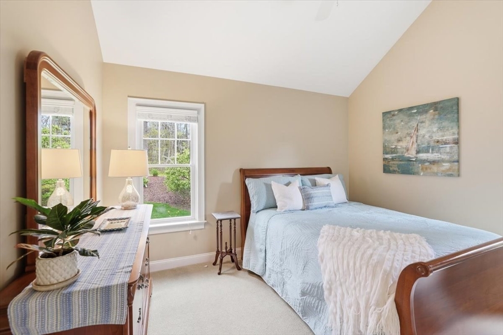 140 Pheasant Hill Cir