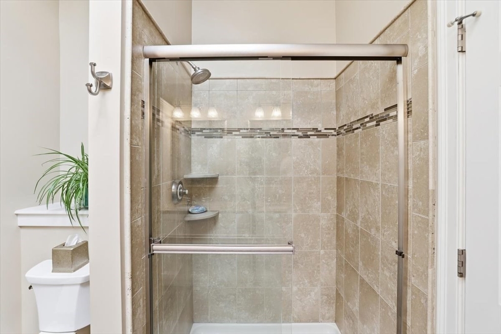 140 Pheasant Hill Cir