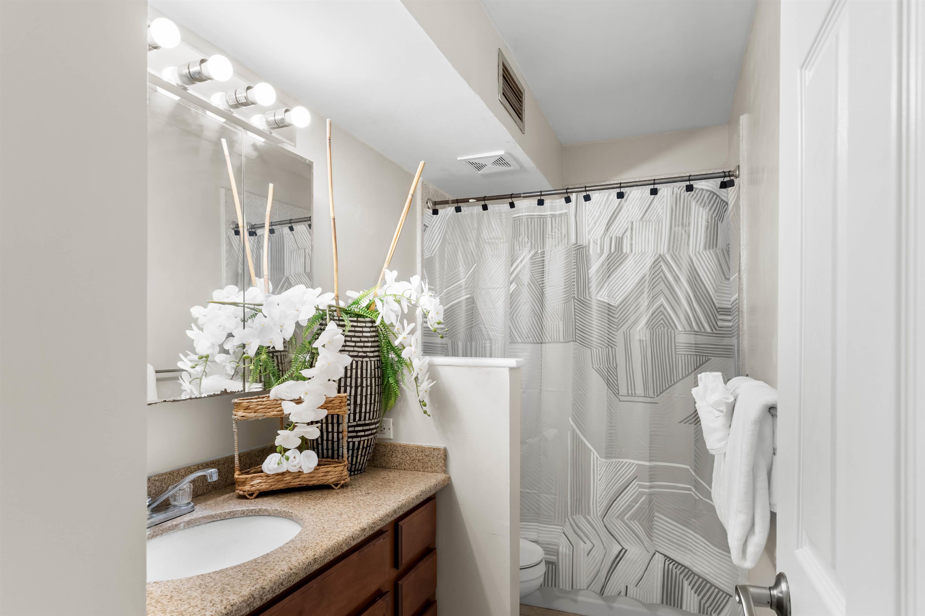 4310 Lower Honoapiilani Rd Unit: 609