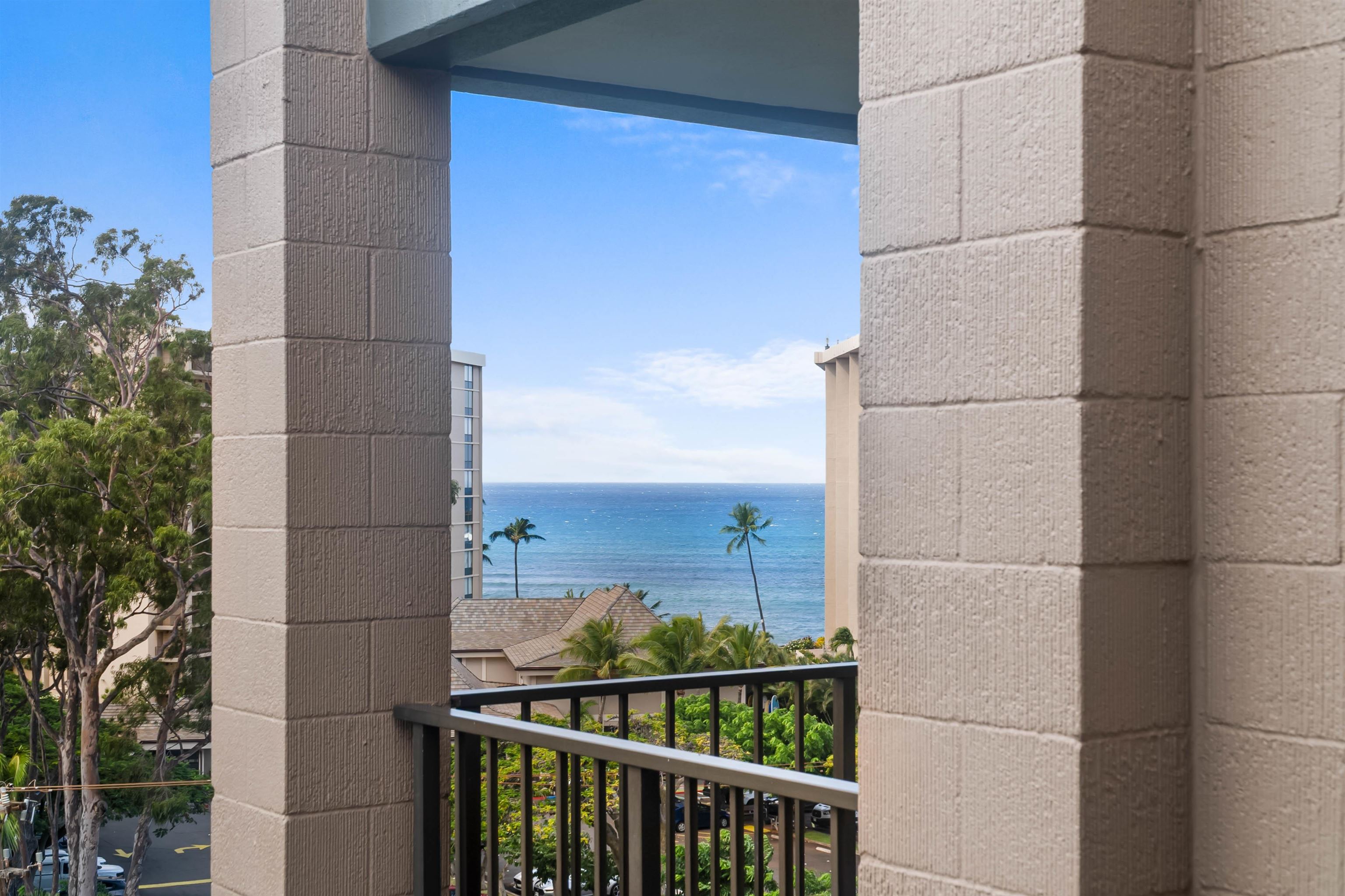 4310 Lower Honoapiilani Rd Unit: 609