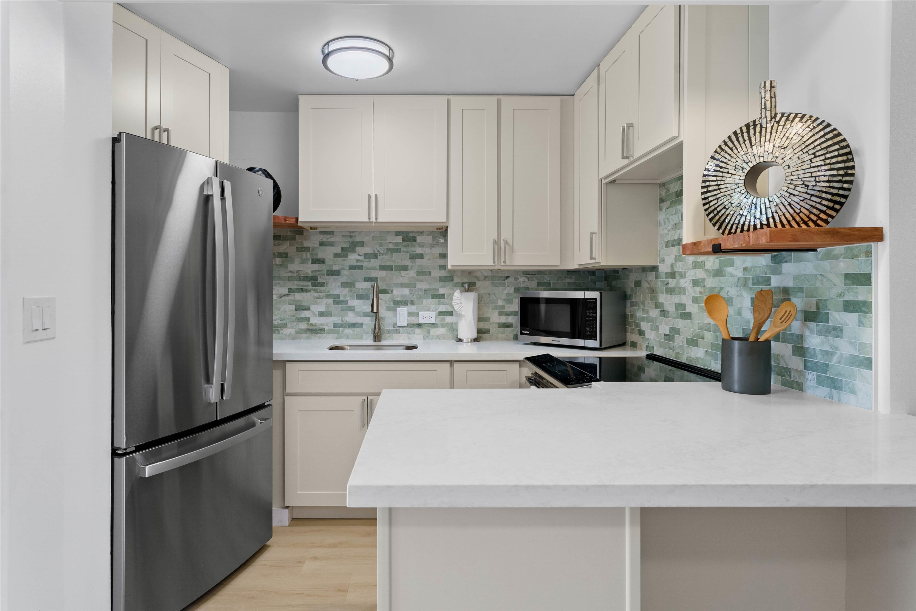 3823 Lower Honoapiilani Rd Unit: 105