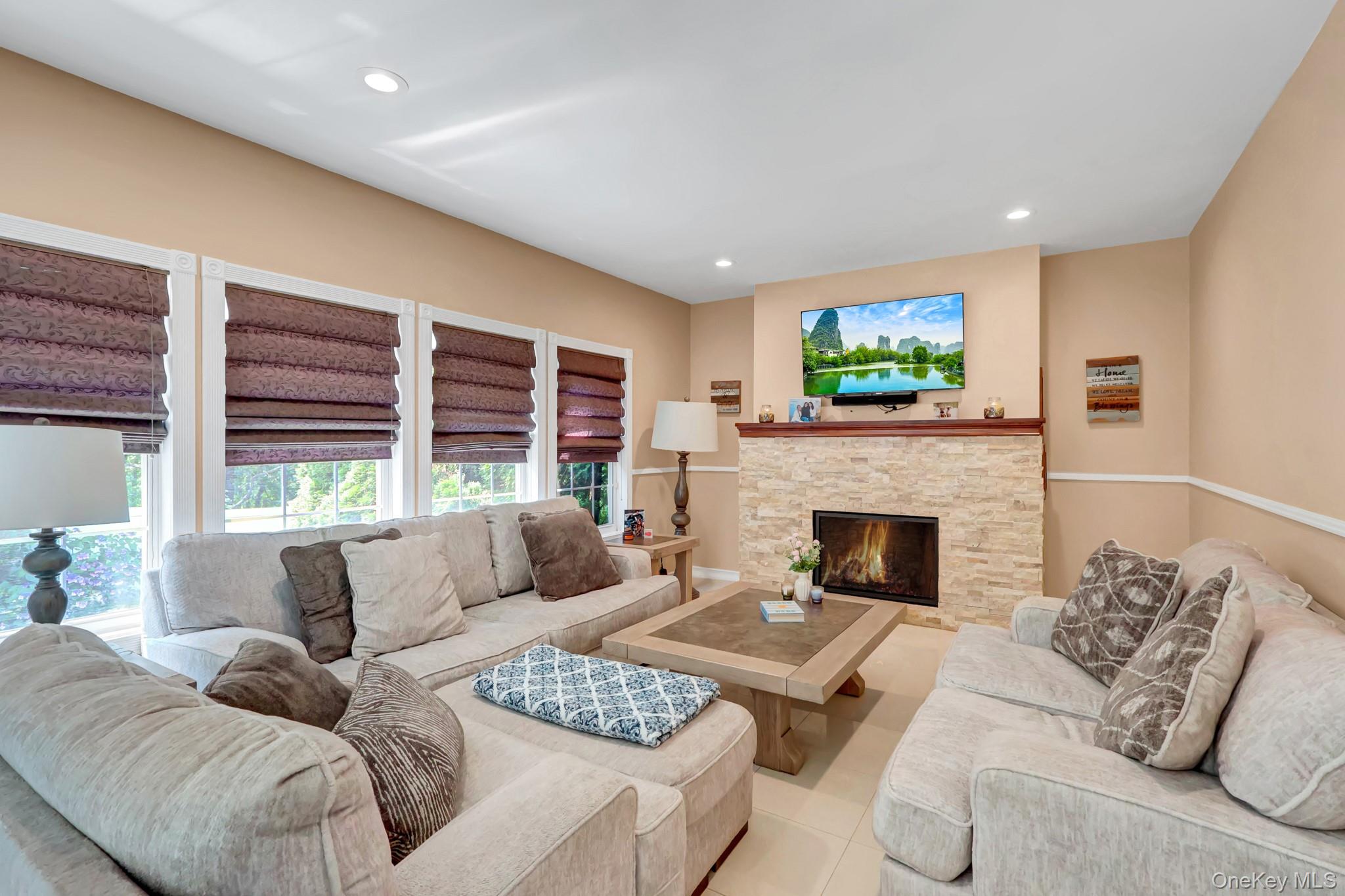 11 Scenicview Crescent Crescent