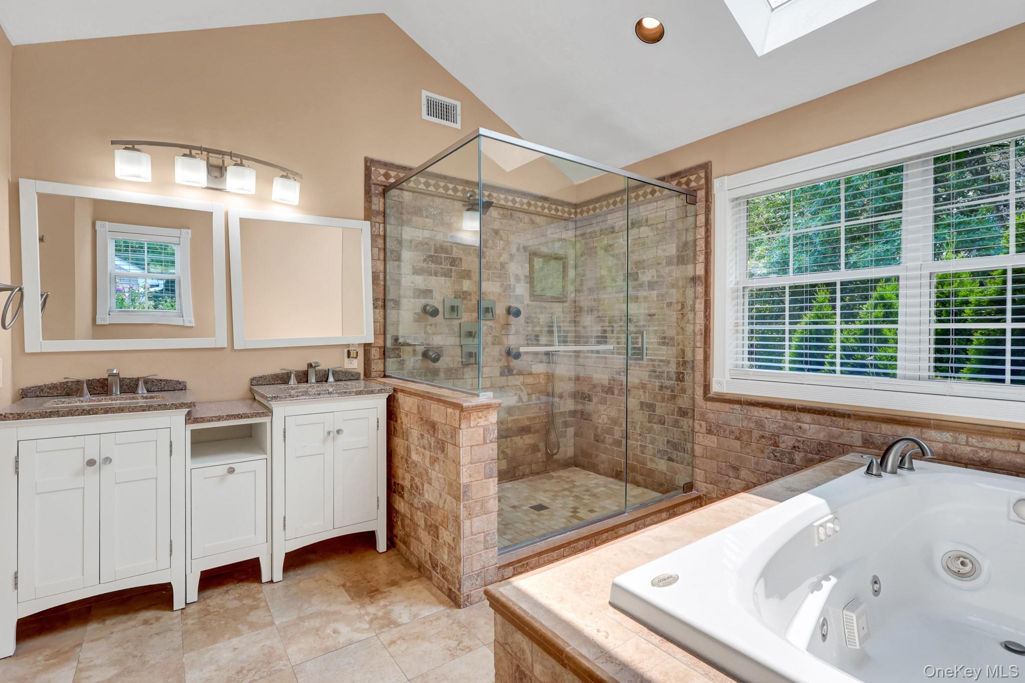 11 Scenicview Crescent Crescent