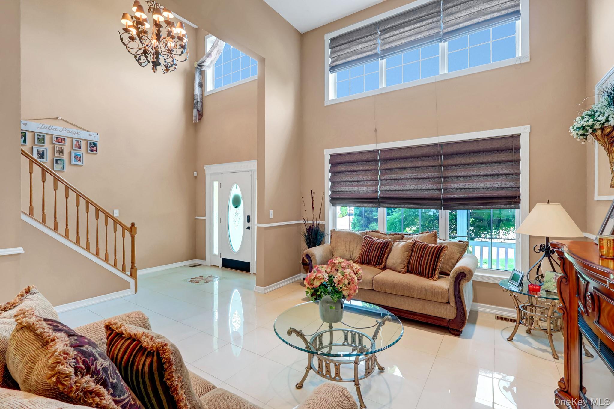 11 Scenicview Crescent Crescent