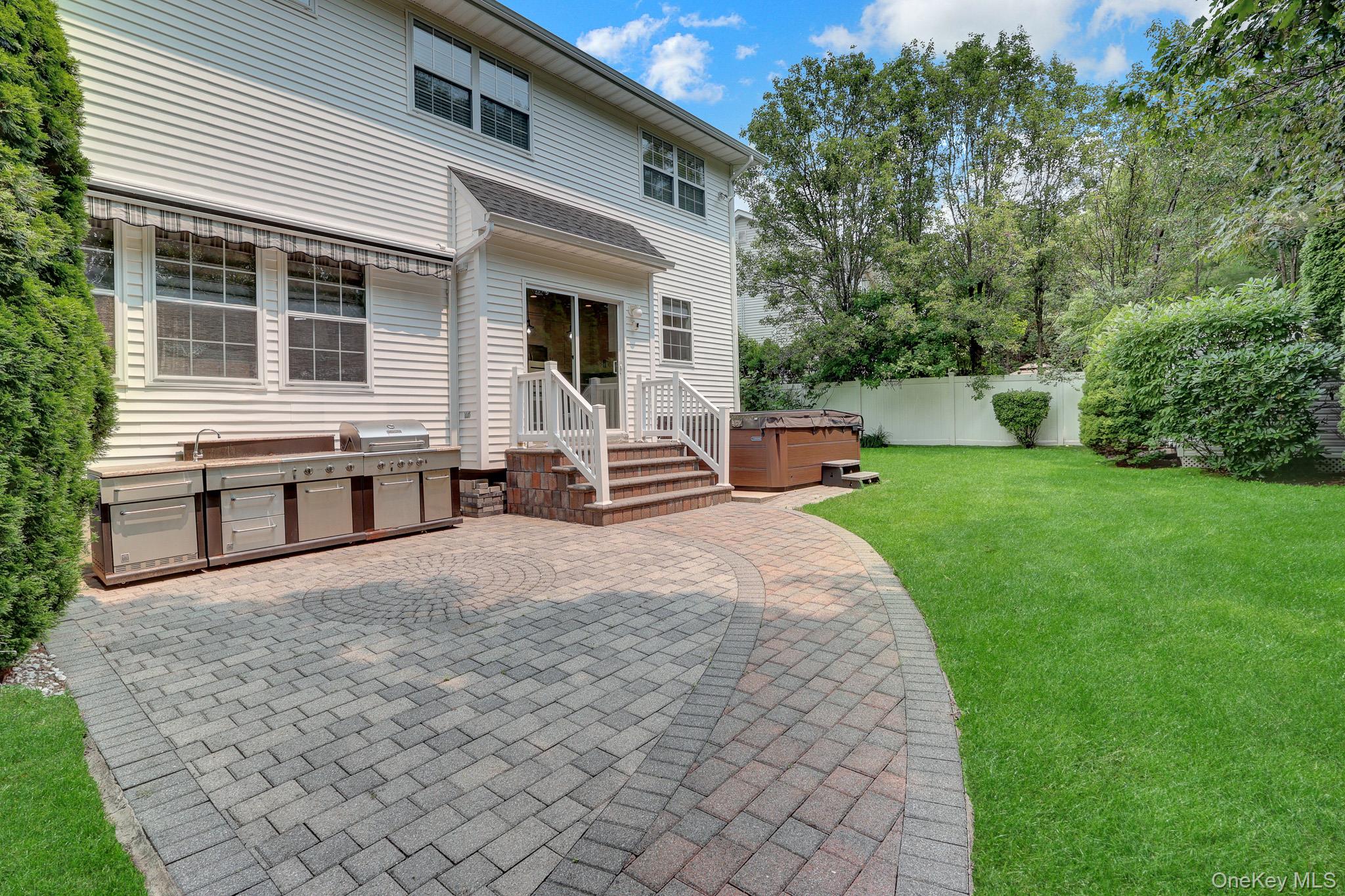 11 Scenicview Crescent Crescent