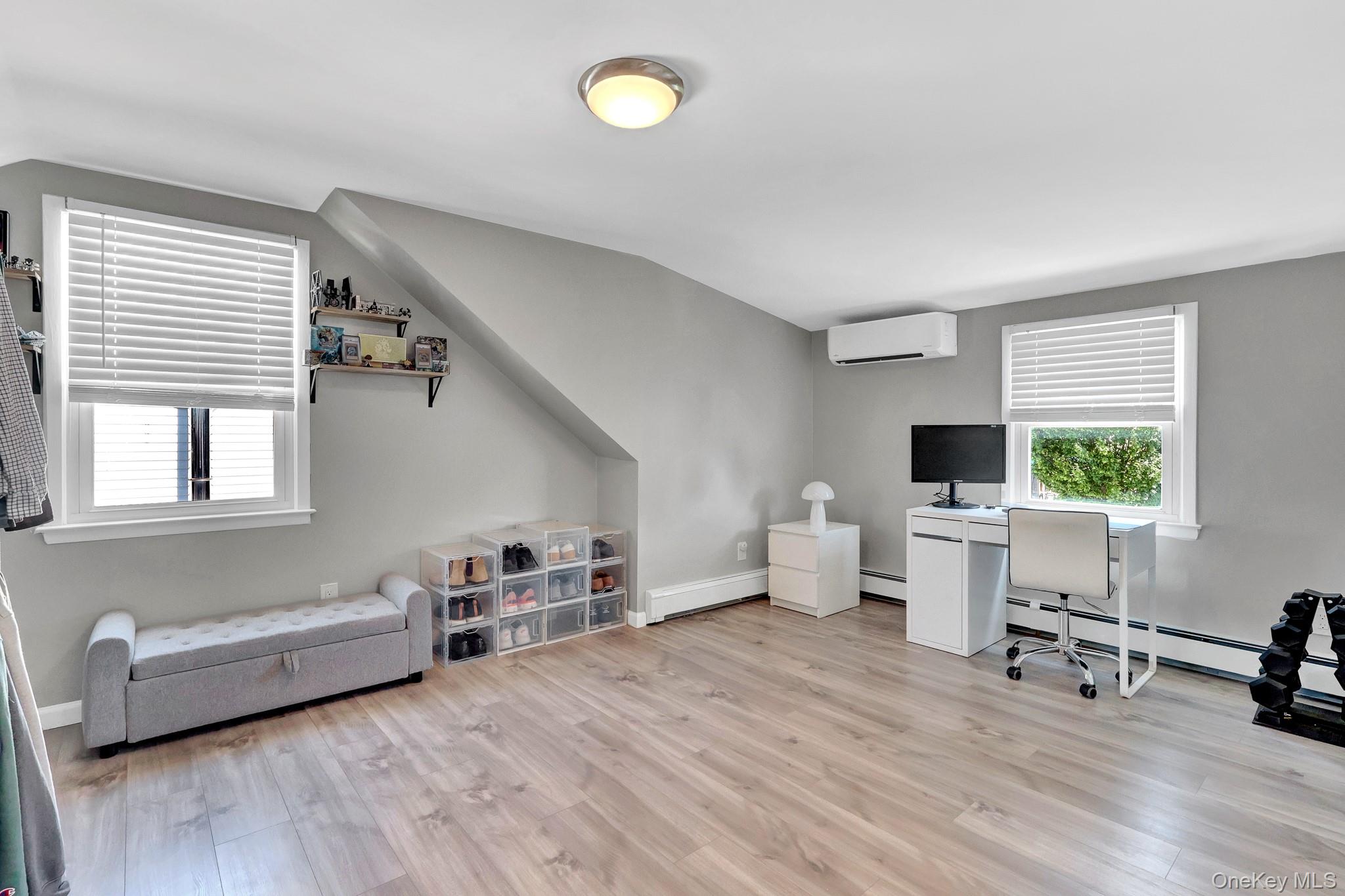 12 Carlton Drive