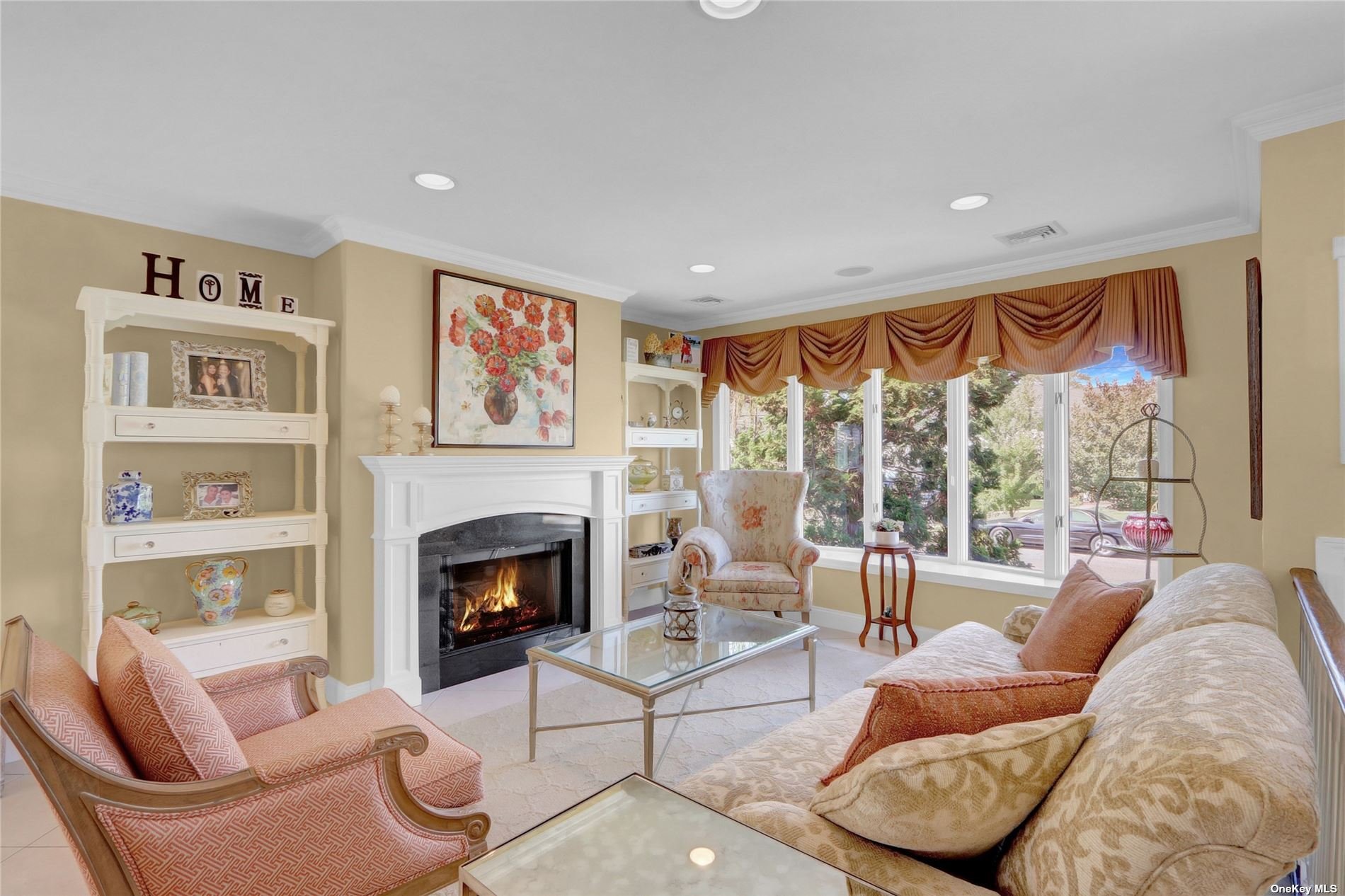 323 Violet Street