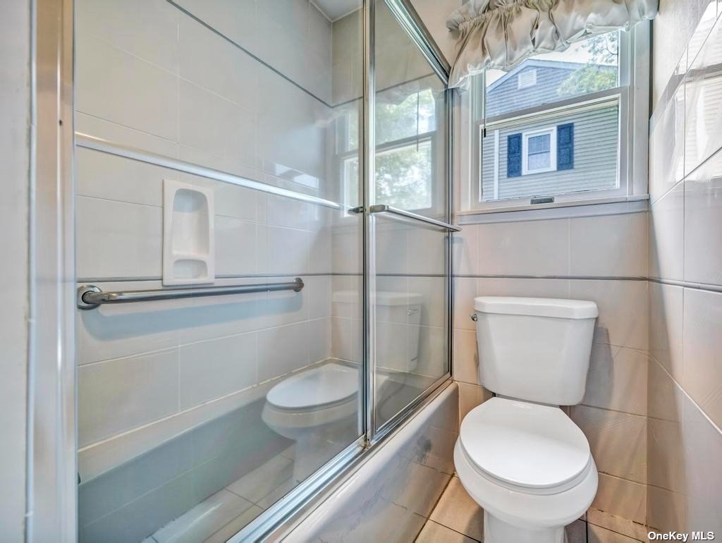 100 Fernwood Avenue