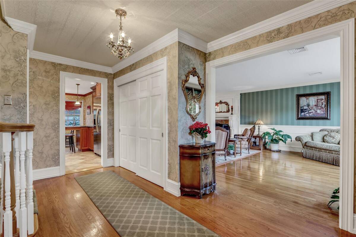 100 Fairfax Road