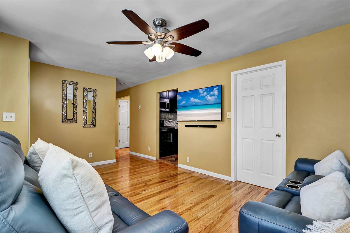 1 Somerset Road W