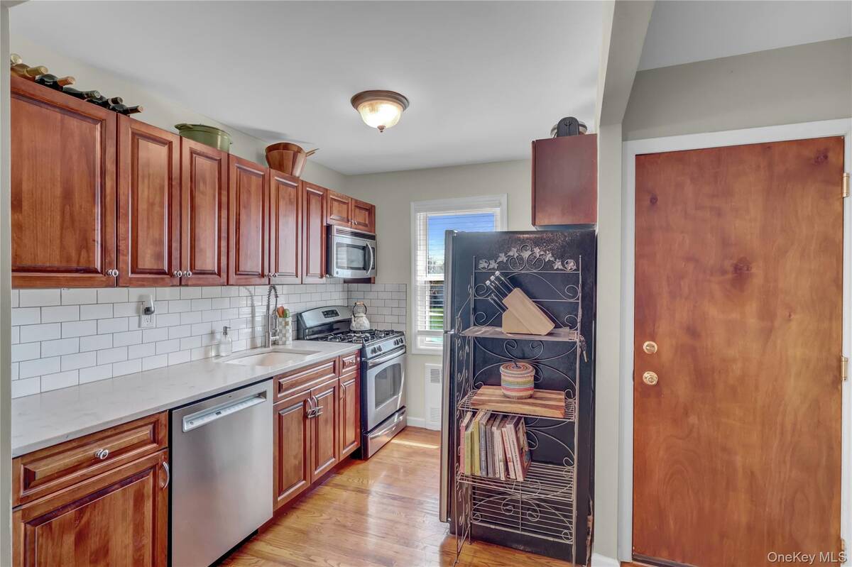 251-21 71st Road, #44A
