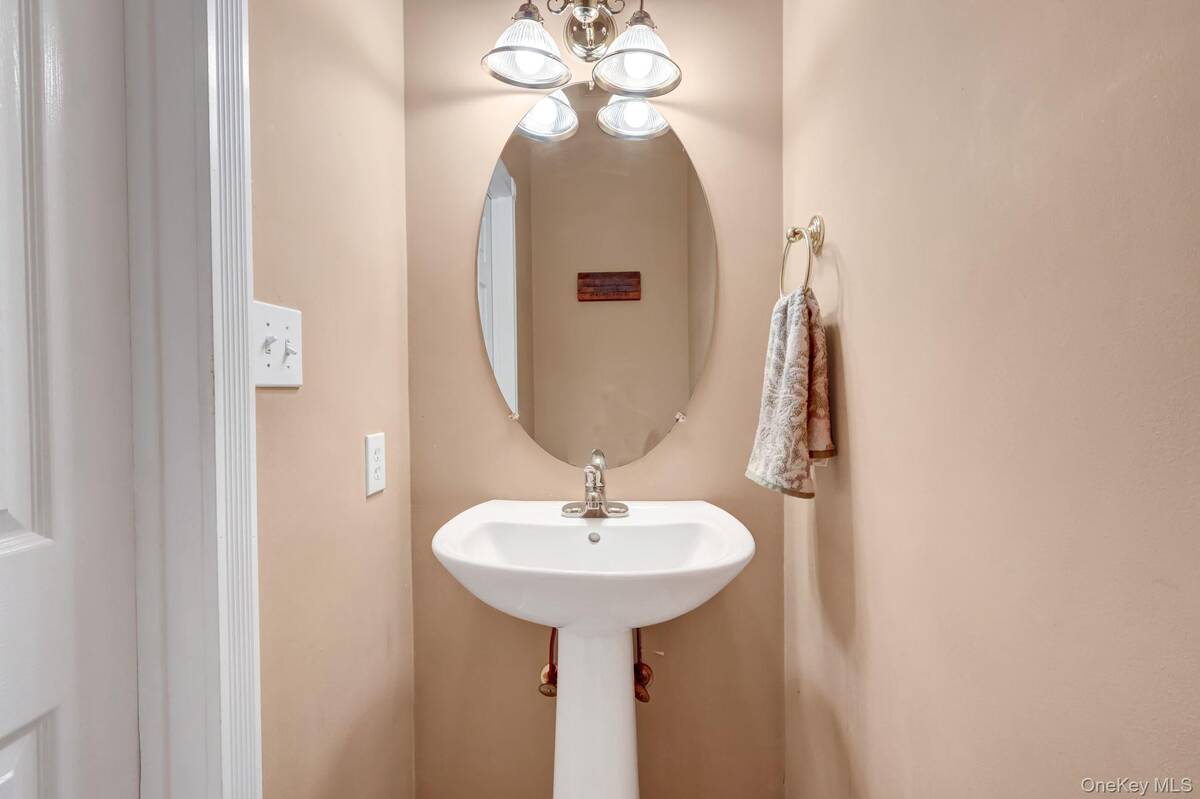 11 Scenicview Crescent Crescent