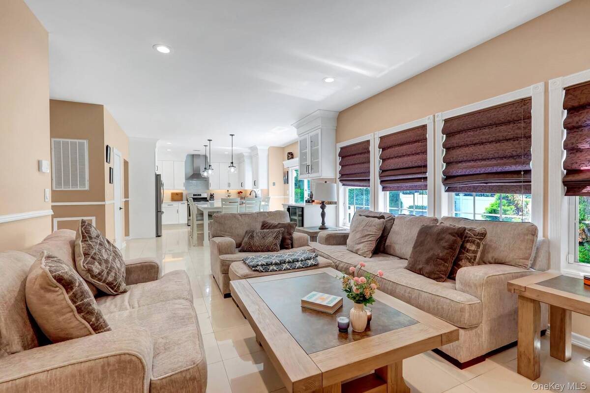 11 Scenicview Crescent Crescent