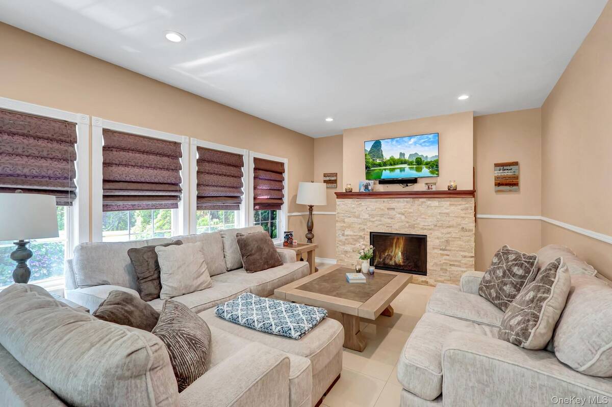 11 Scenicview Crescent Crescent