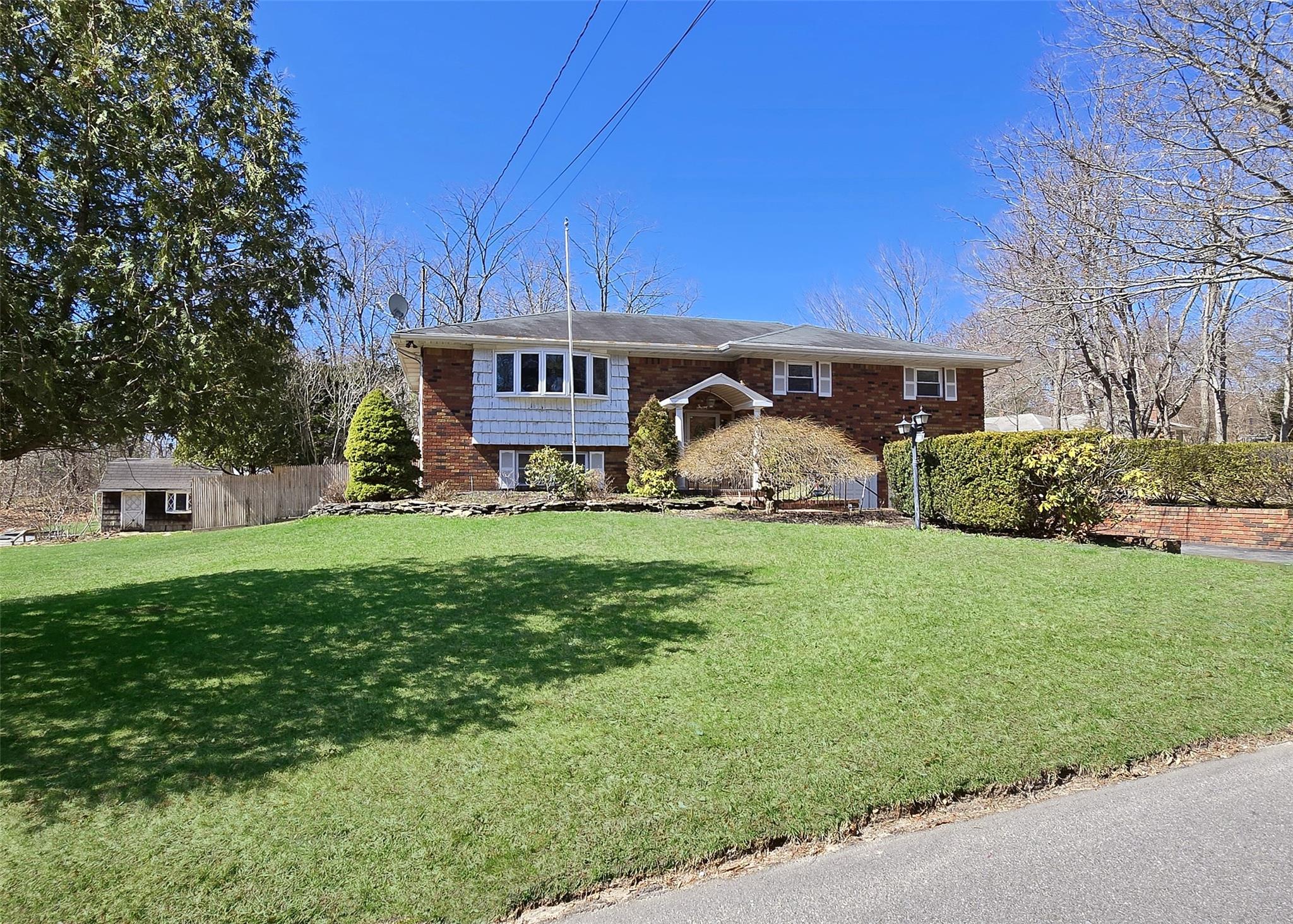 276 Holbrook Road
