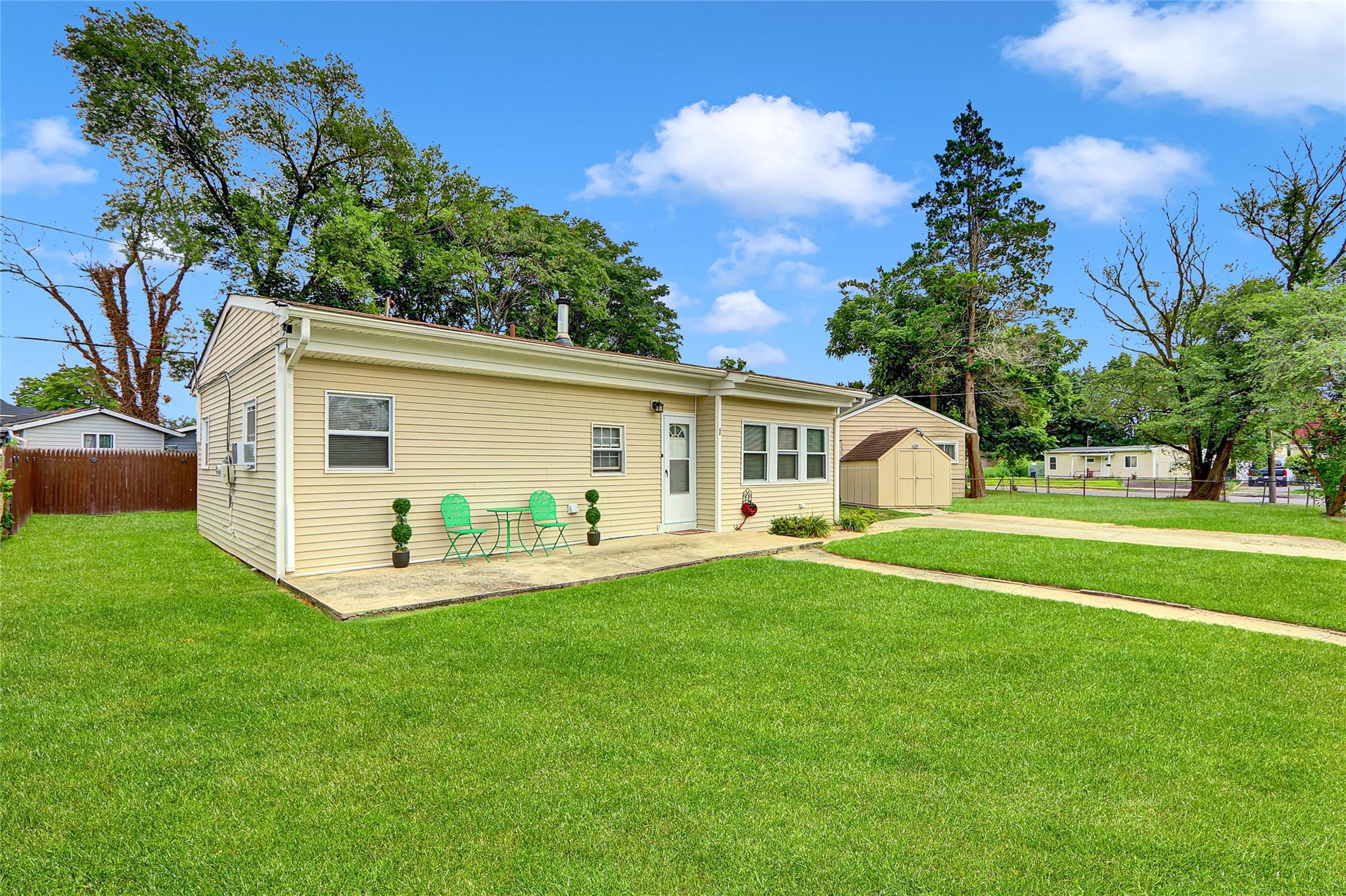 1 Somerset Road W