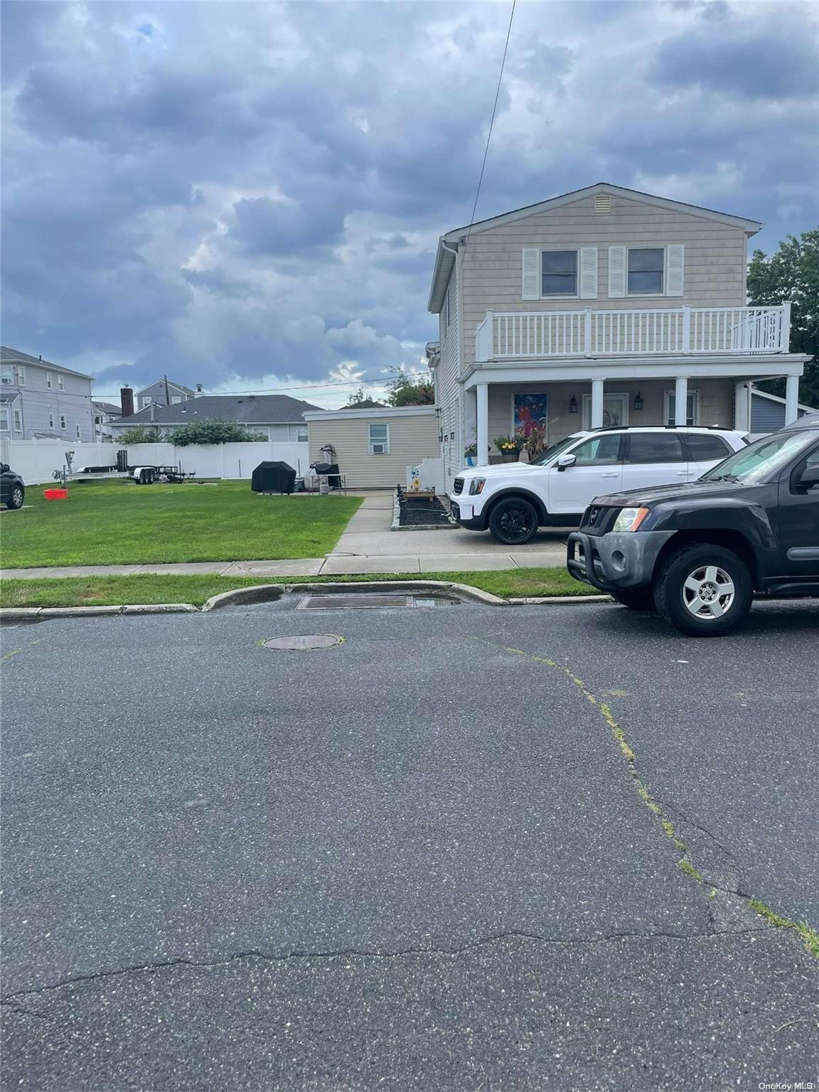13 Truxton Road