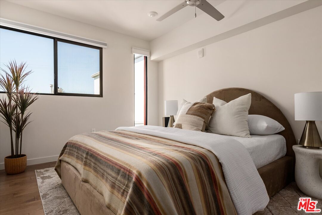 654 N Virgil Ave Unit: 311