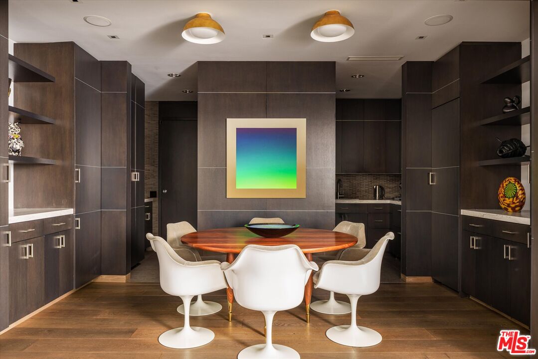 9255 Doheny Rd Unit: 2701