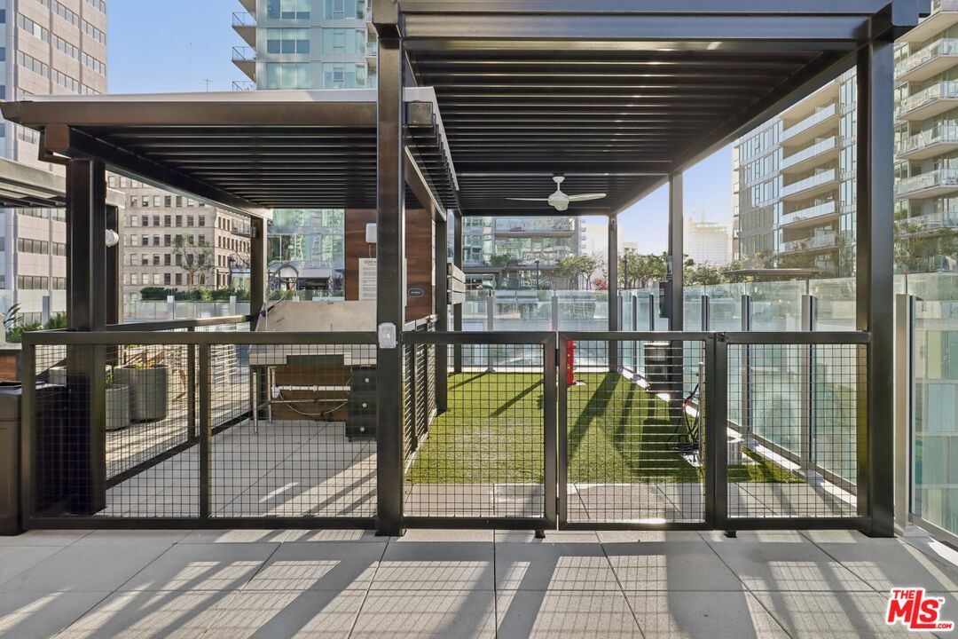 800 Broadway Unit: PH 2