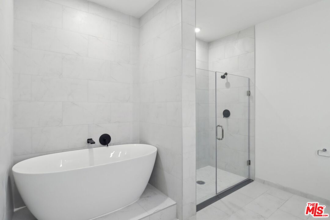 800 Broadway Unit: PH 2