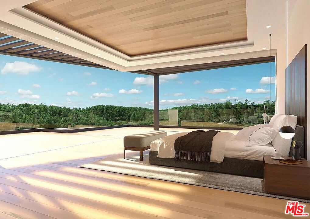 3025 Benedict Canyon Dr