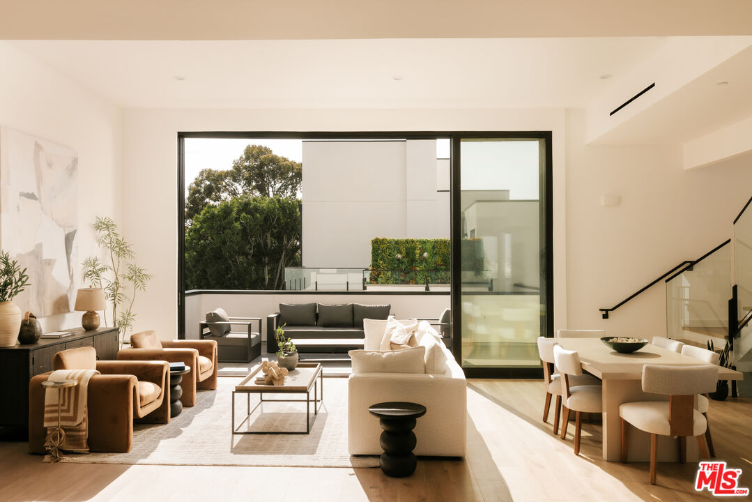 2919 Waverly Unit: 308