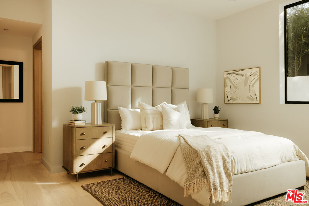 2919 Waverly Dr Unit: 106