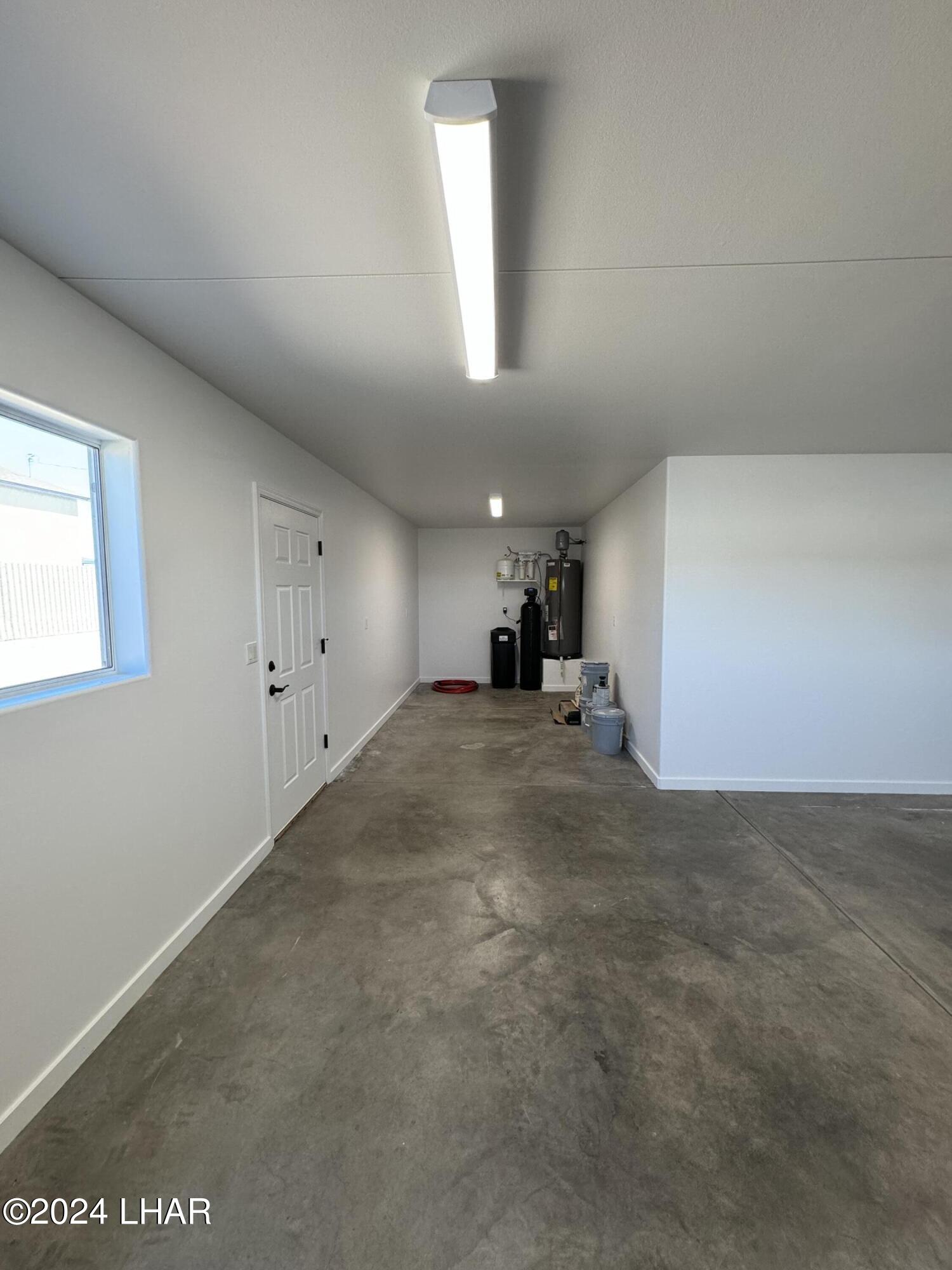 2816 Hidden Valley Dr