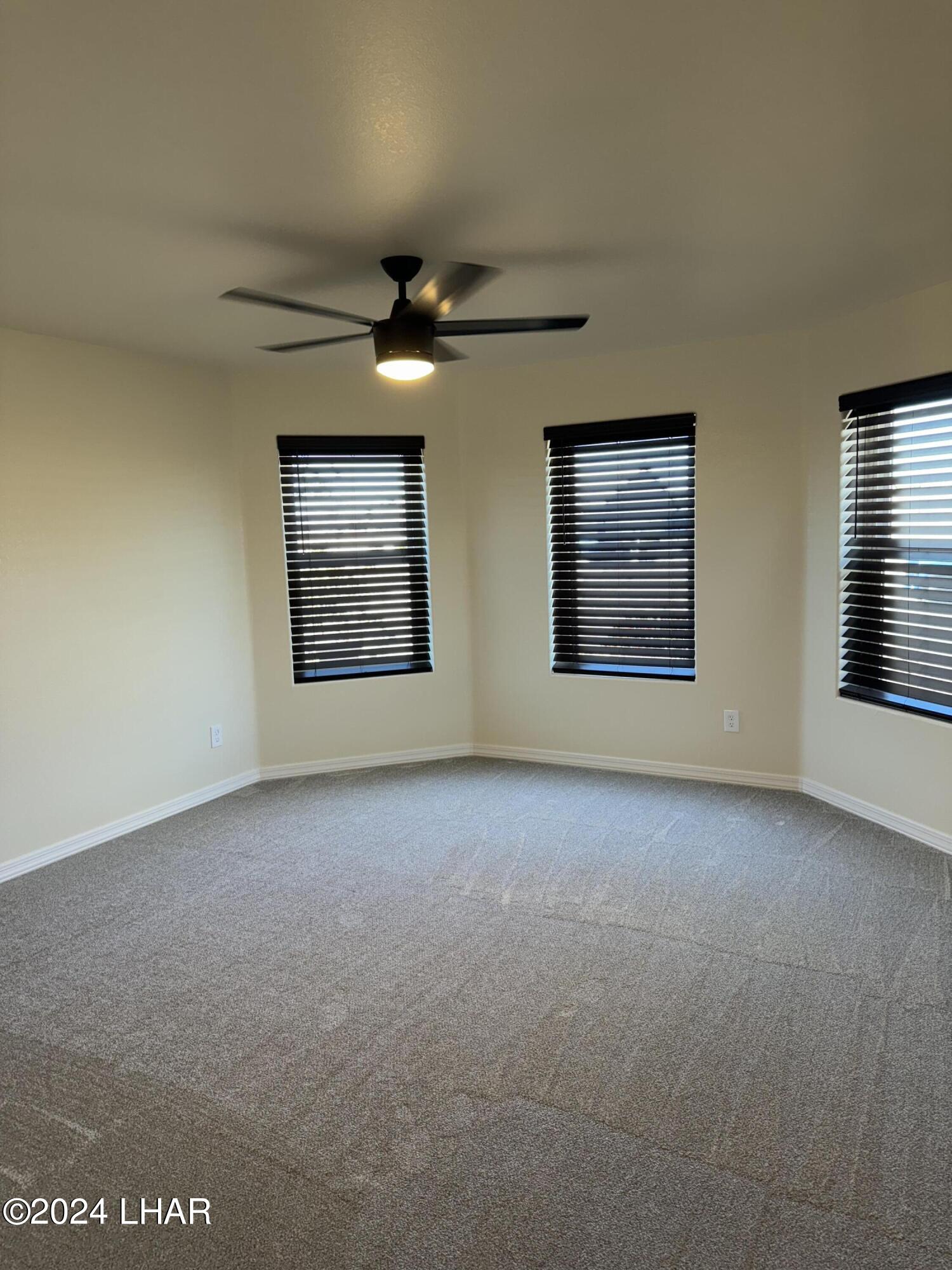 2816 Hidden Valley Dr