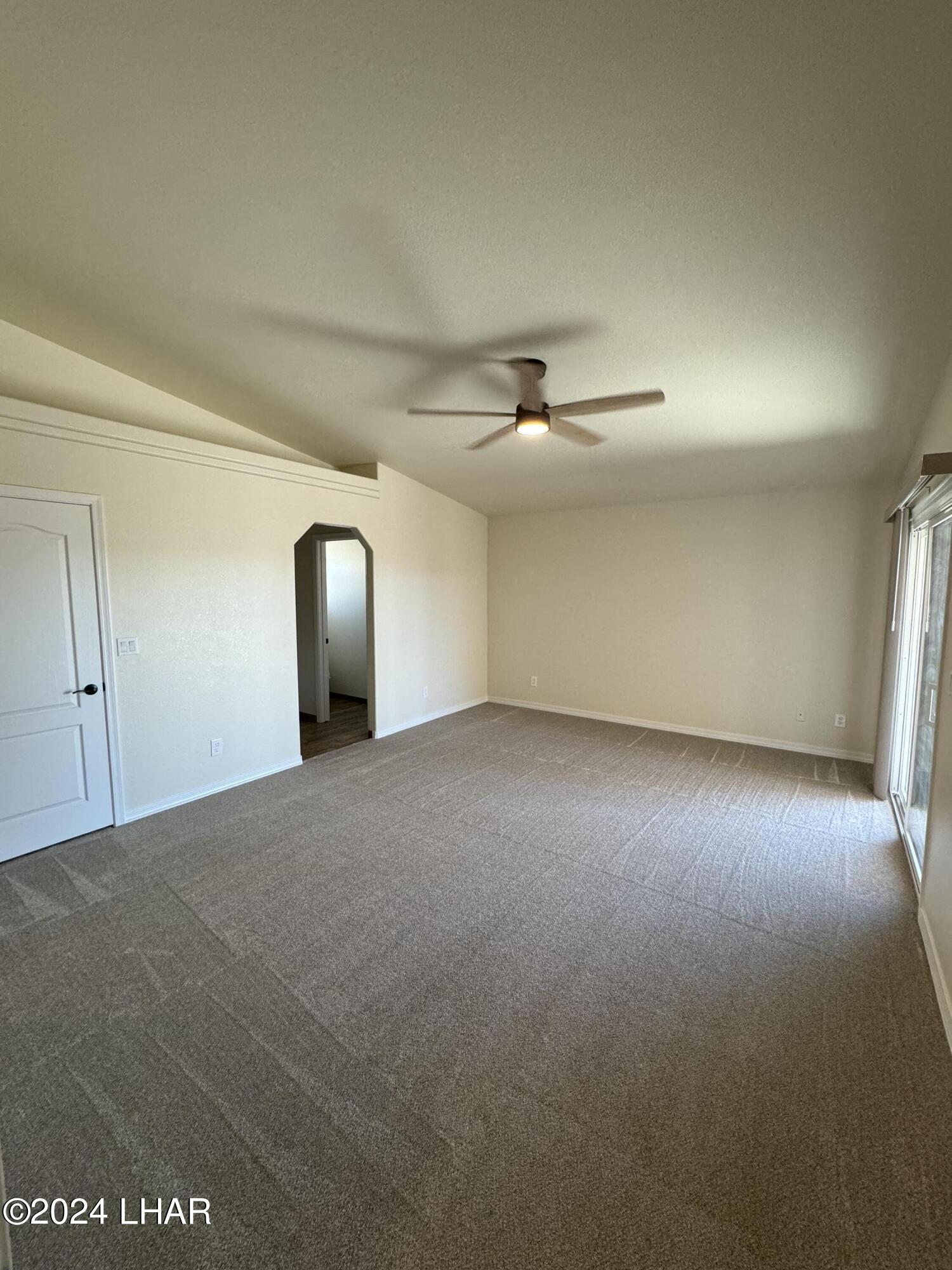 2816 Hidden Valley Dr