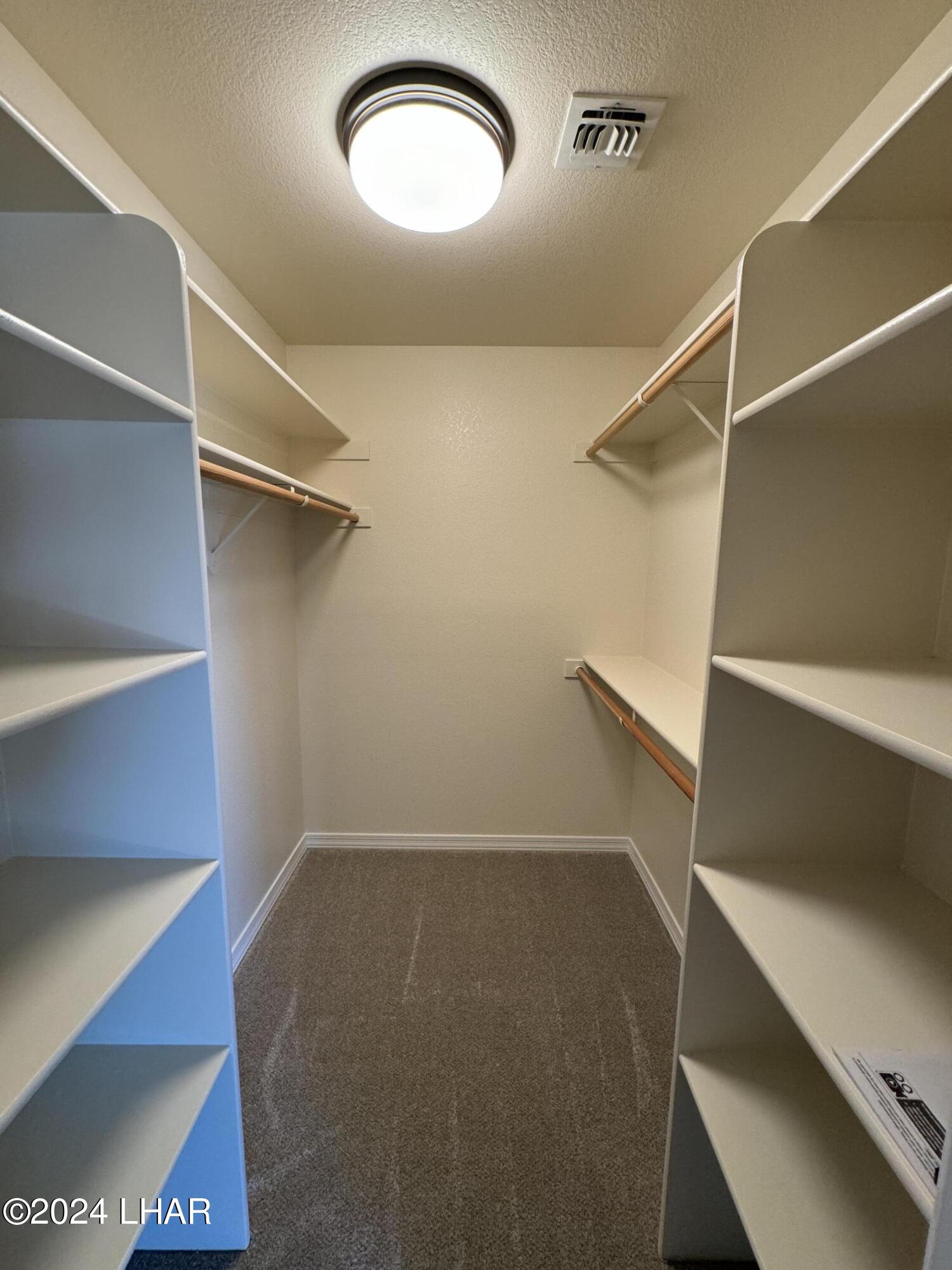 2816 Hidden Valley Dr