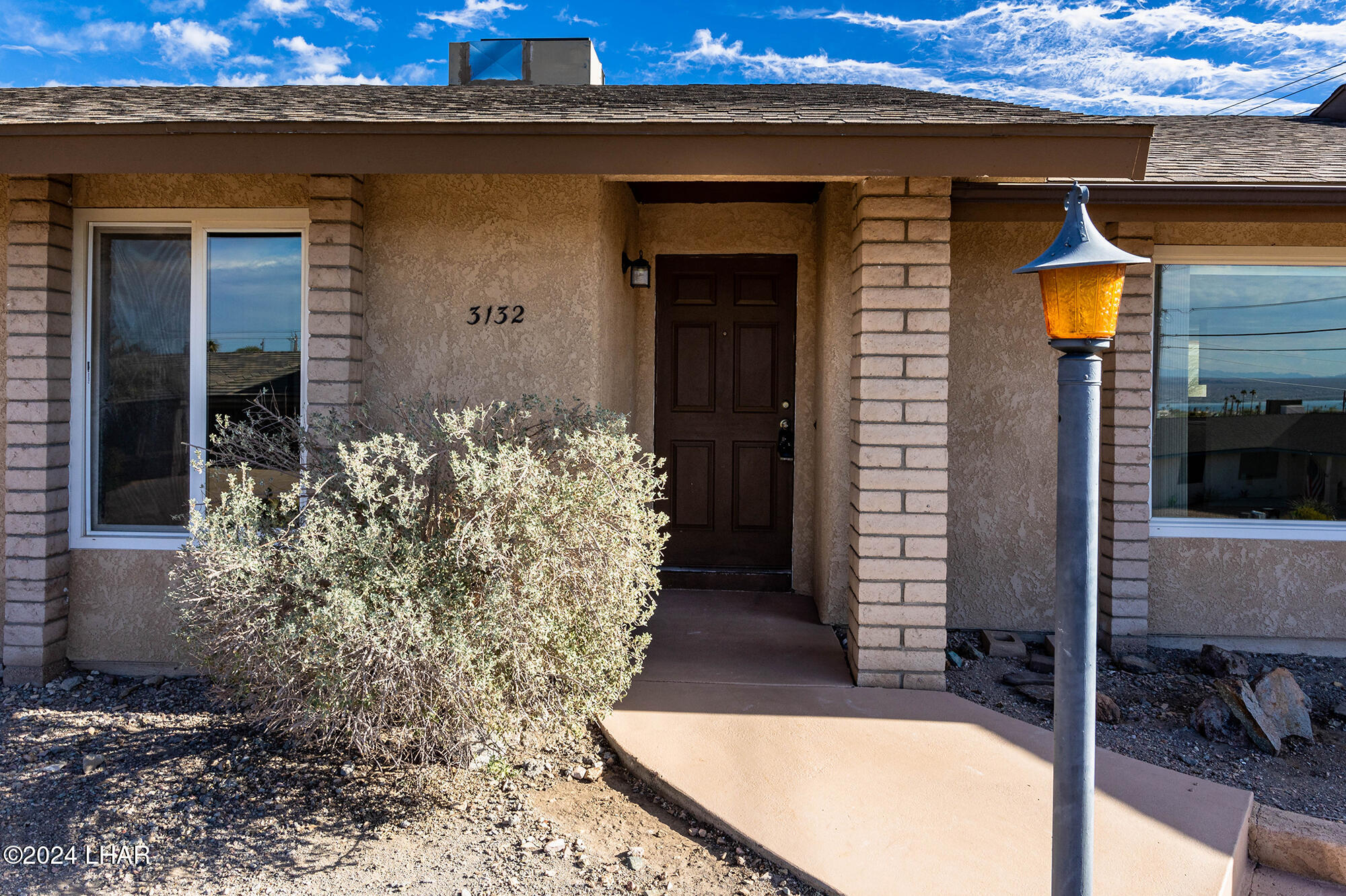 3132 Silversmith Dr