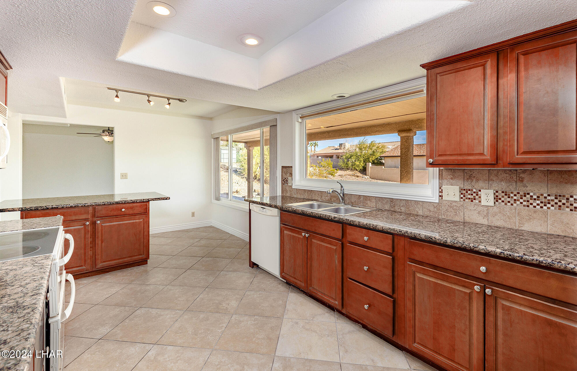 3132 Silversmith Dr