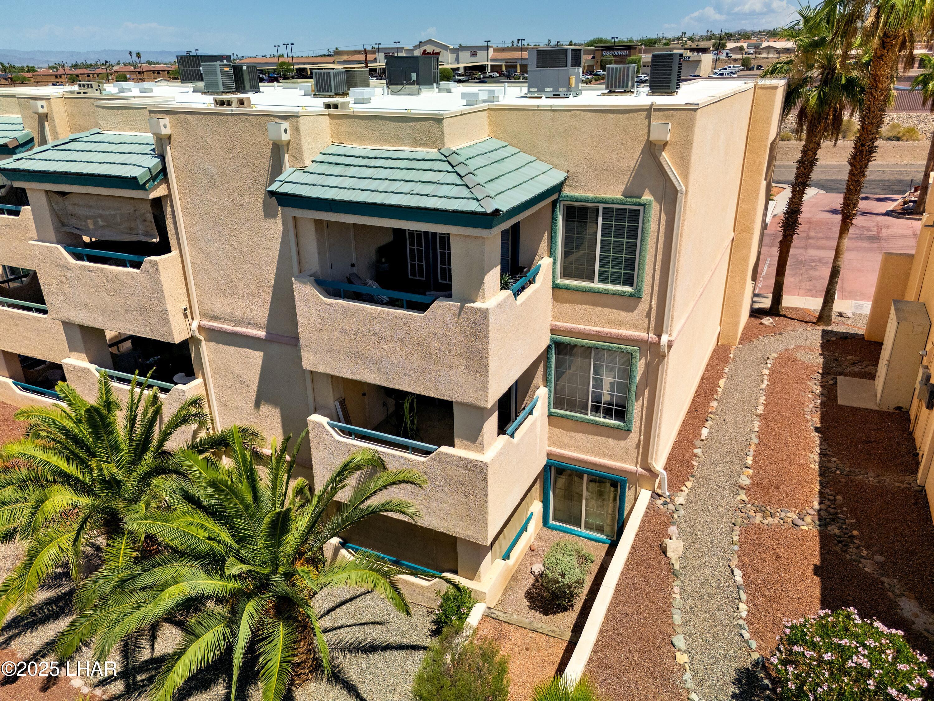 3210 Sweetwater Ave 329