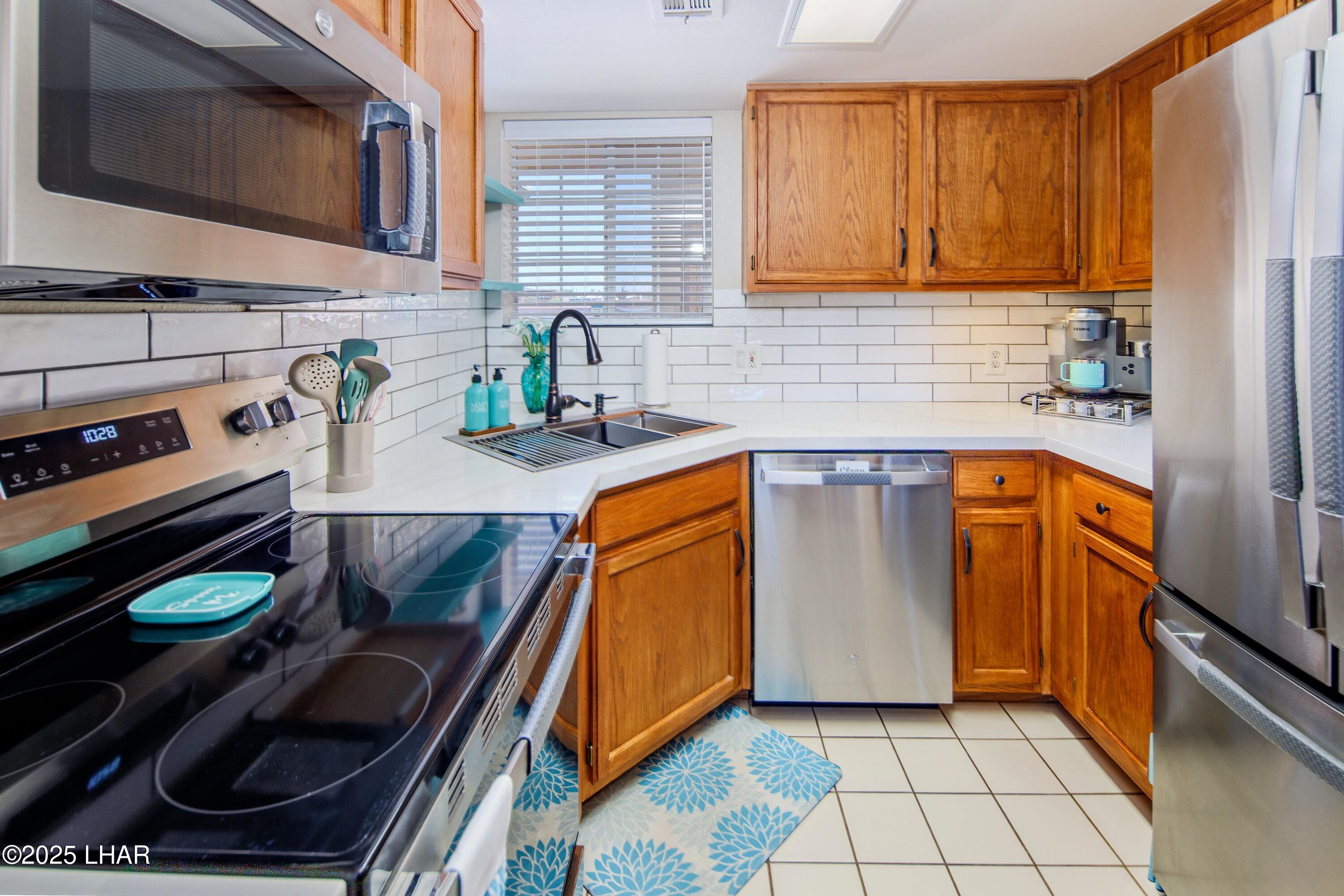 3210 Sweetwater Ave 329