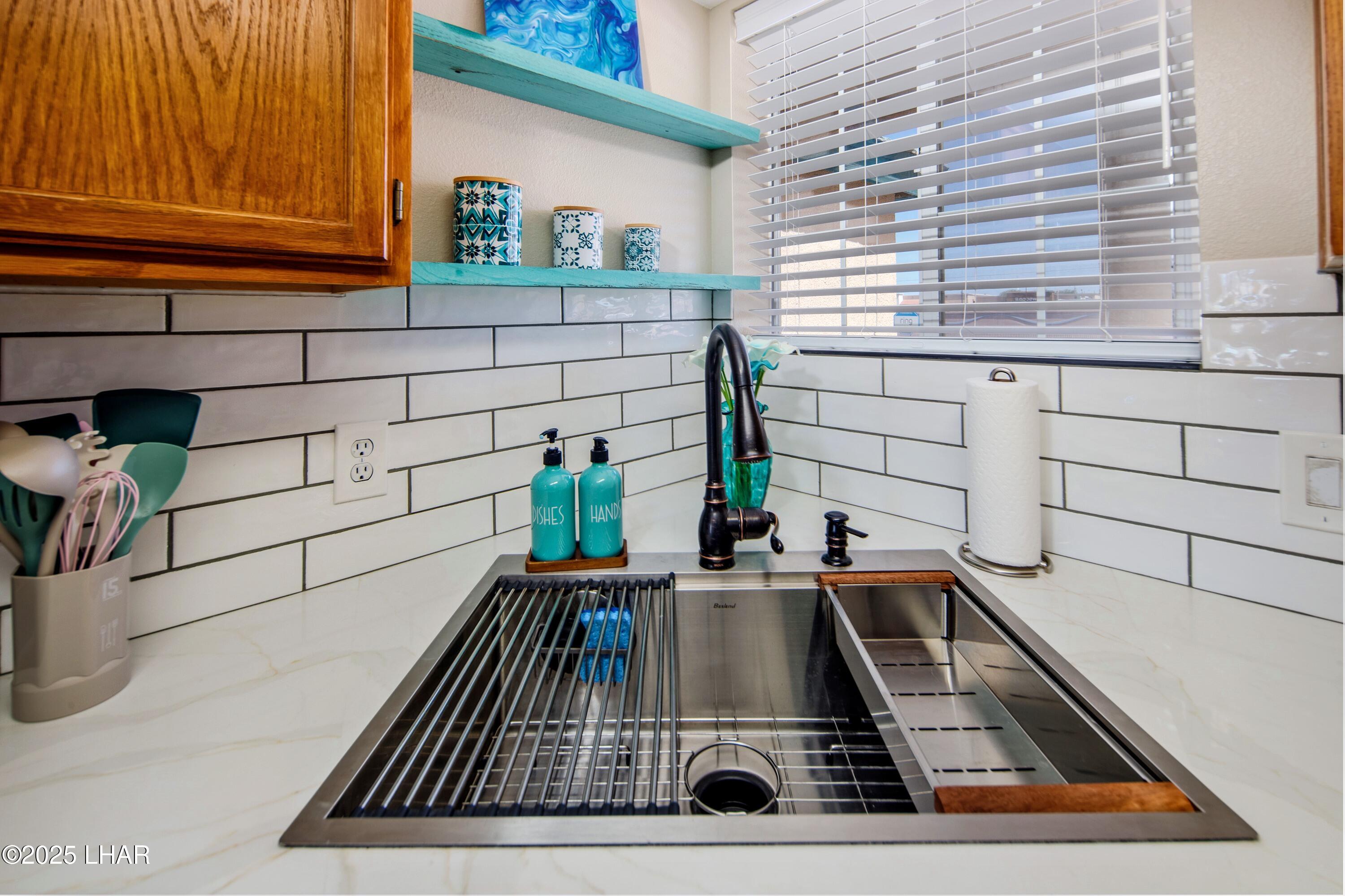 3210 Sweetwater Ave 329